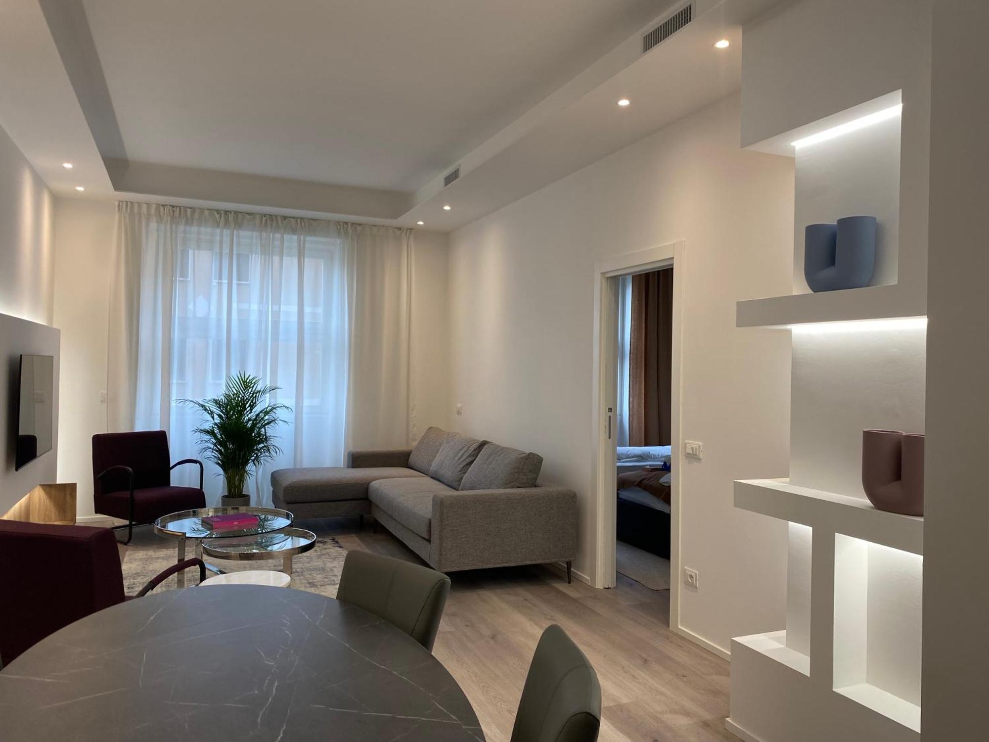 San Babila Luxury Appartement Milan